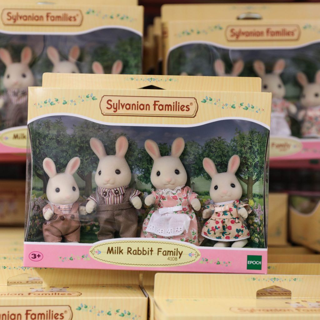 Sylvanian Families Calico Critters Sweetpea Rabbit Family 